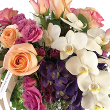 Load image into Gallery viewer, FALL-ING IN LOVE