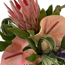 Load image into Gallery viewer, STRIKING